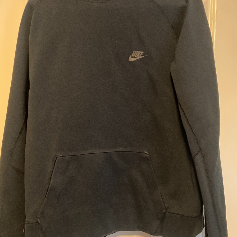 Crew sweatshirt with pockets